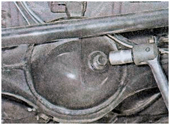 Замена масла в заднем мосту